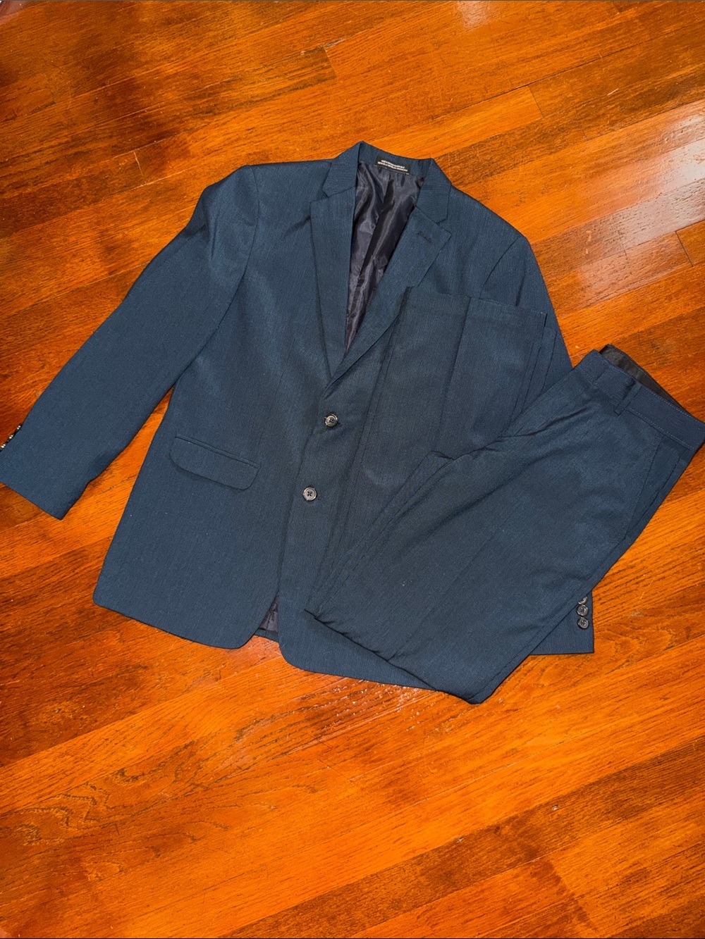 Boys Van Heusen Navy Blue Classic Suit Jacket and Trousers Size 16